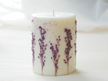 Load image into Gallery viewer, Botanical &quot;Stargrass&quot; Pillar Candle (Large)
