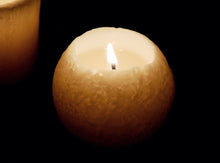 Load image into Gallery viewer, Unscented Soy Candle (Circle)